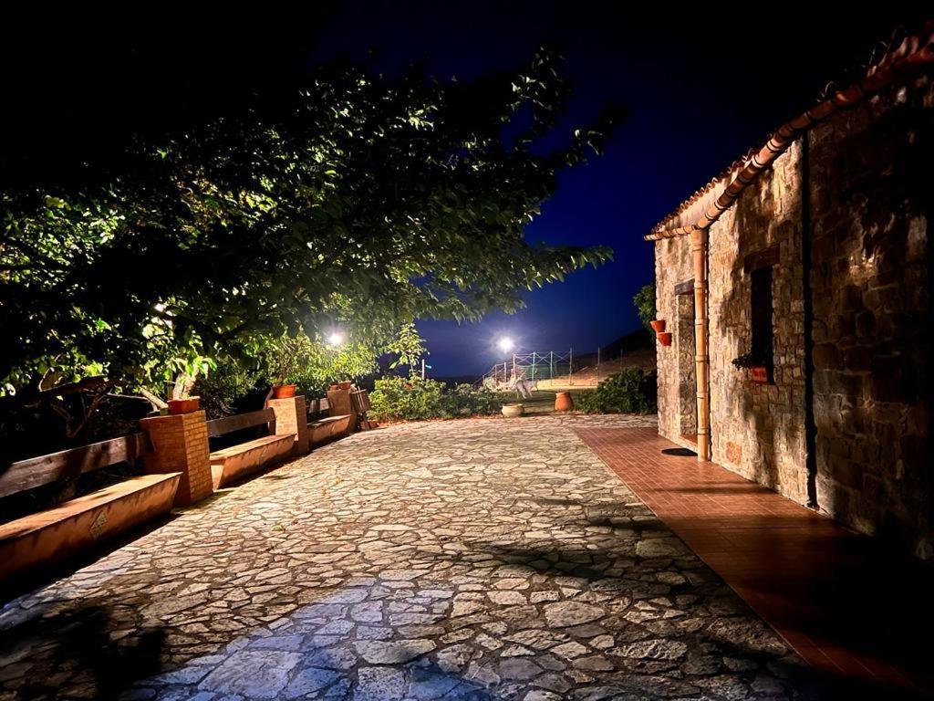 Mandra Chiusilla Villa Collesano ภายนอก รูปภาพ